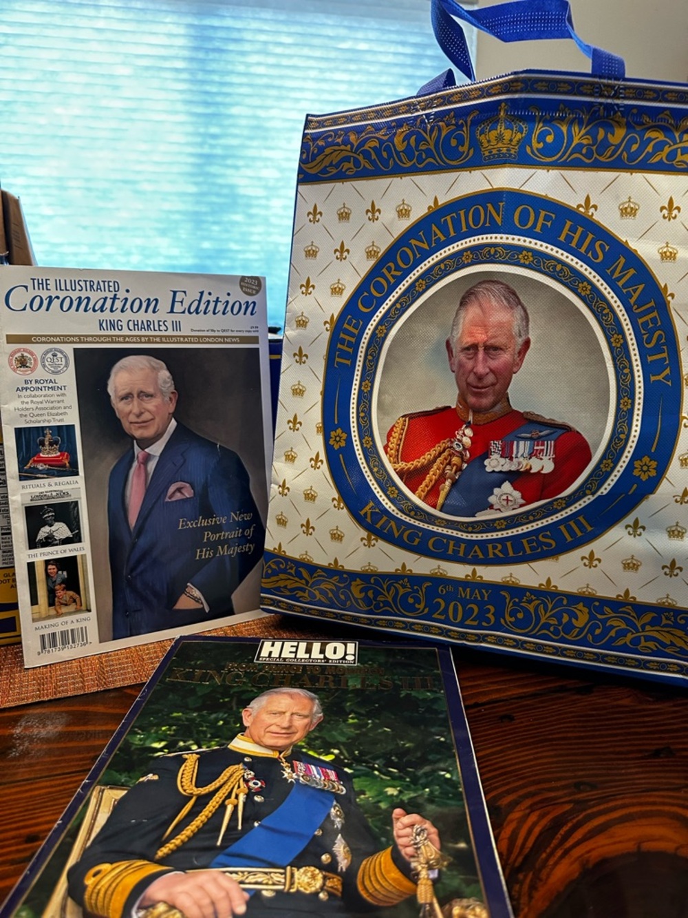 3 Piece Commemorative Set King Charles III Coronation Magazines & Large Tote Bag